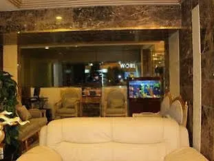 Laten Suites Prince Sultan Jeddah Aparthotel